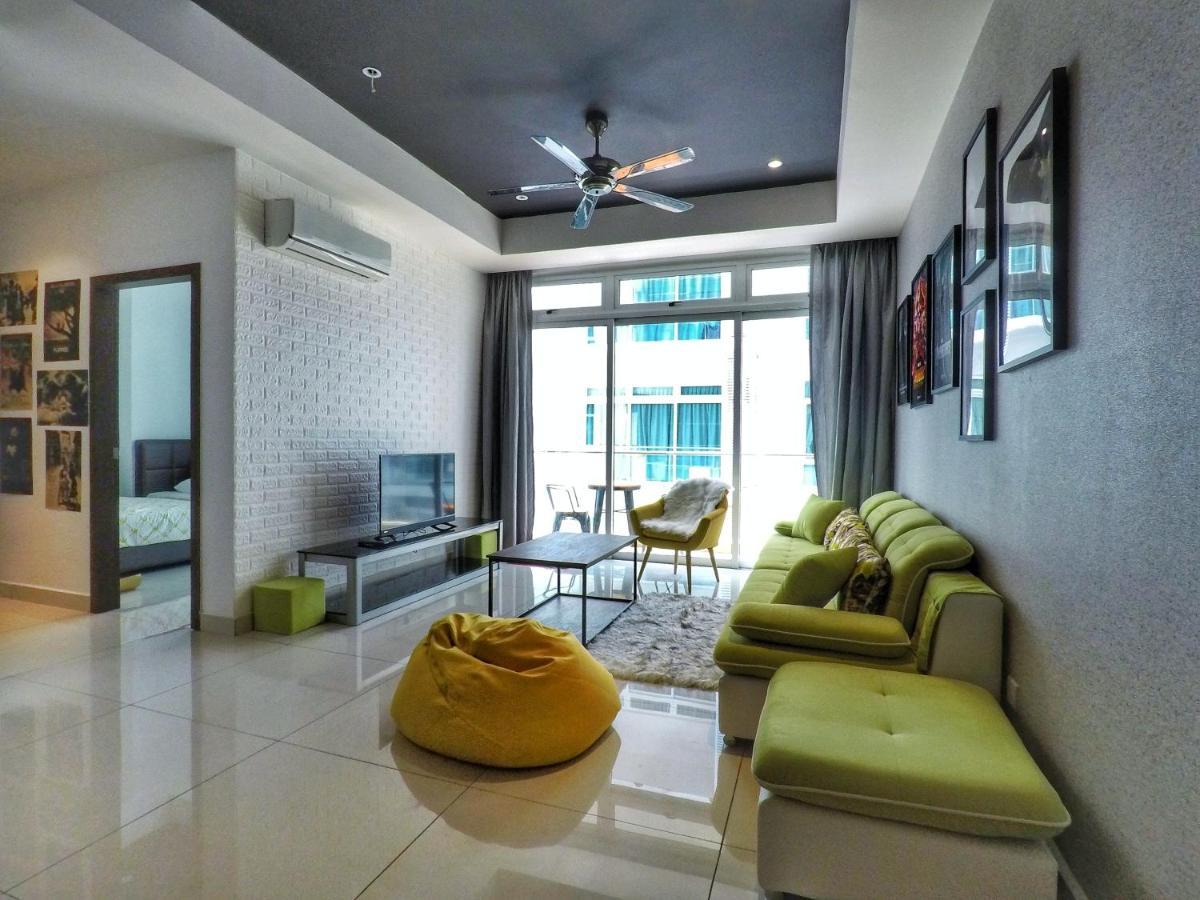 Apartamento de 111 m2, 3 quarto(s) e 3 banheiro(s) em Centro de Johor Bahru Exterior foto